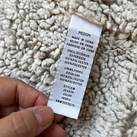 Thread & Supply Off-White Gray Ivory Sherpa Fleece Zip Up Vest Size M - Picture 10 of 13